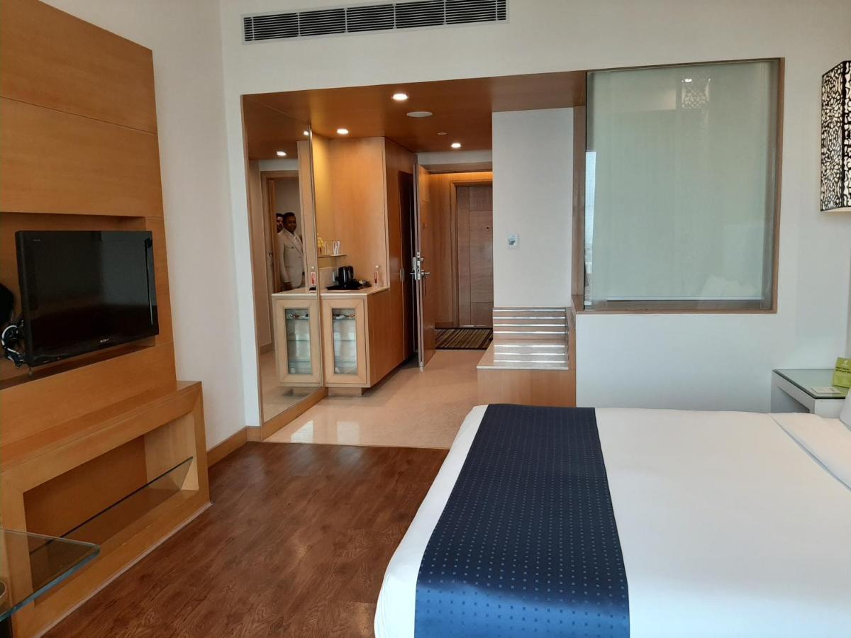 Holiday Inn Amritsar Ranjit Avenue By Ihg Exteriör bild