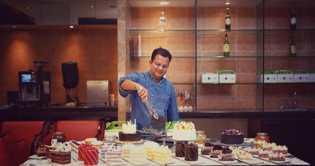 Holiday Inn Amritsar Ranjit Avenue By Ihg Exteriör bild